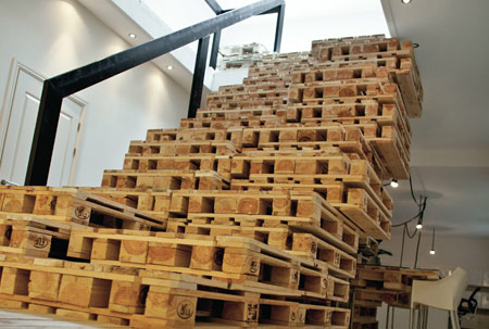 wood pallet uses - office 2