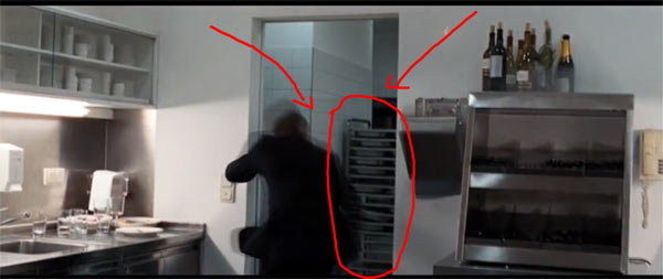 aluminum bussing cart in quantum ofsolace