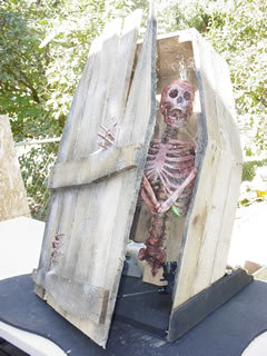 A pallet coffin for Halloween decorations