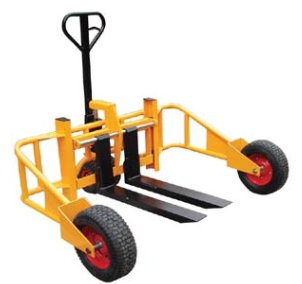 All-terrain pallet truck